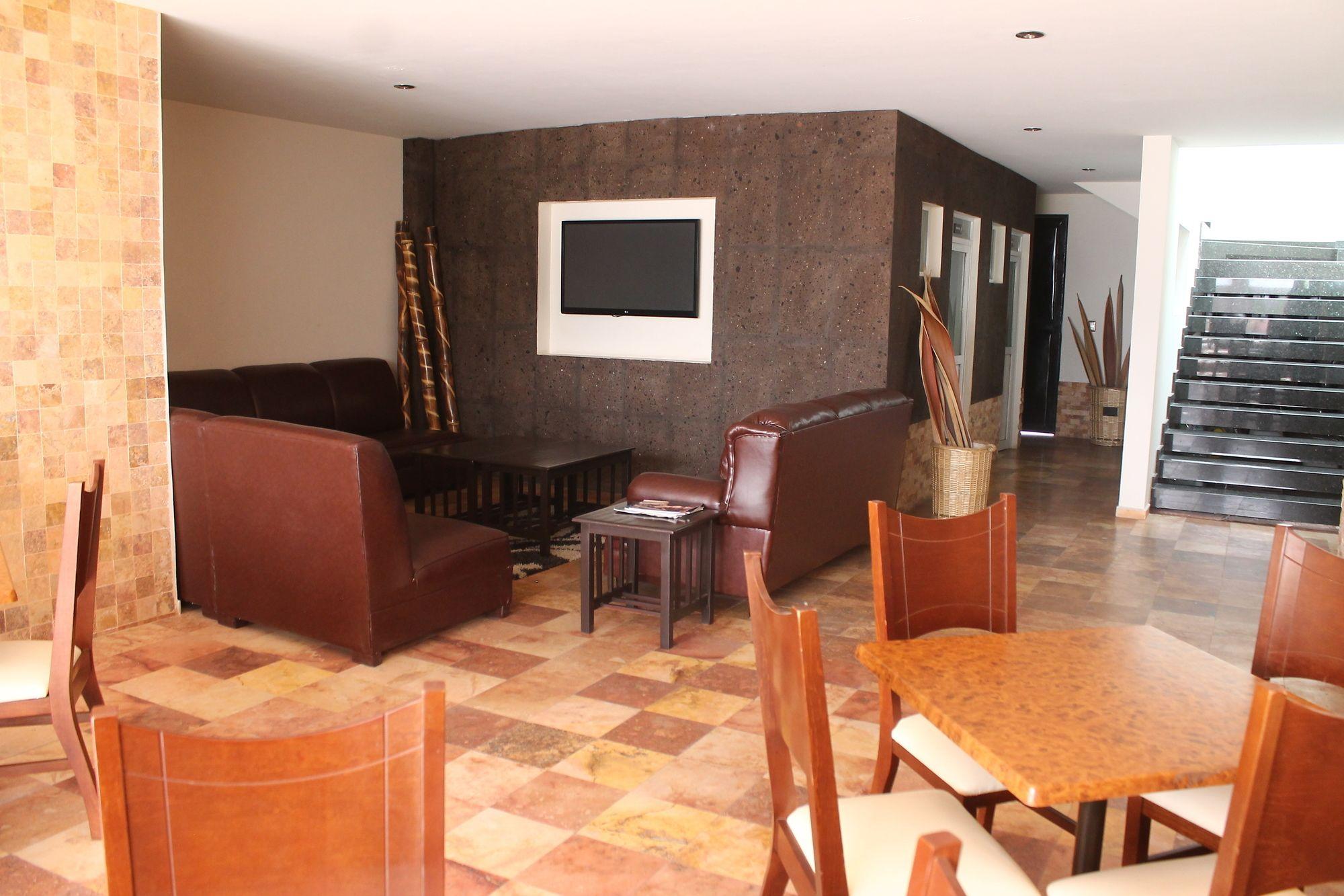 Hotel Rincon Real Suites Durango Buitenkant foto