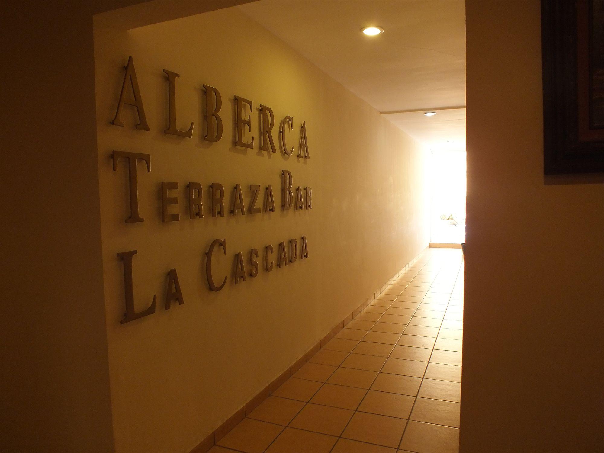 Hotel Rincon Real Suites Durango Buitenkant foto