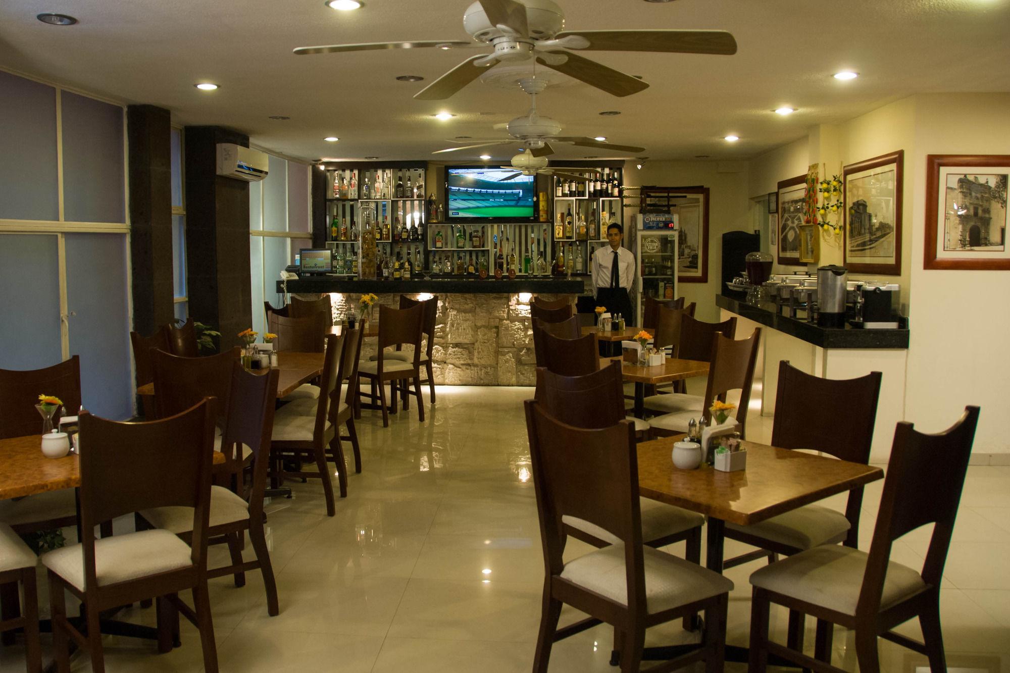 Hotel Rincon Real Suites Durango Buitenkant foto
