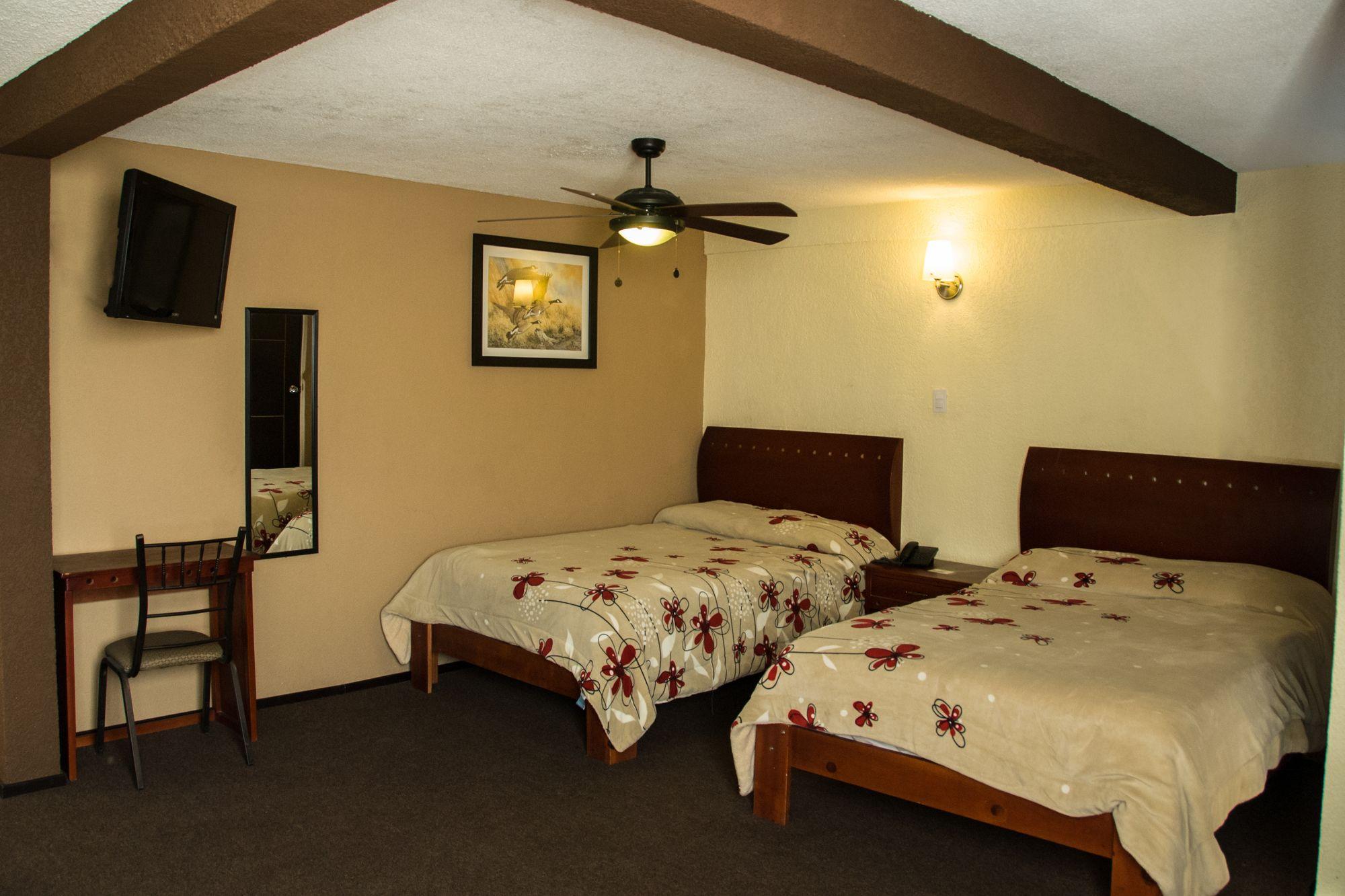 Hotel Rincon Real Suites Durango Buitenkant foto