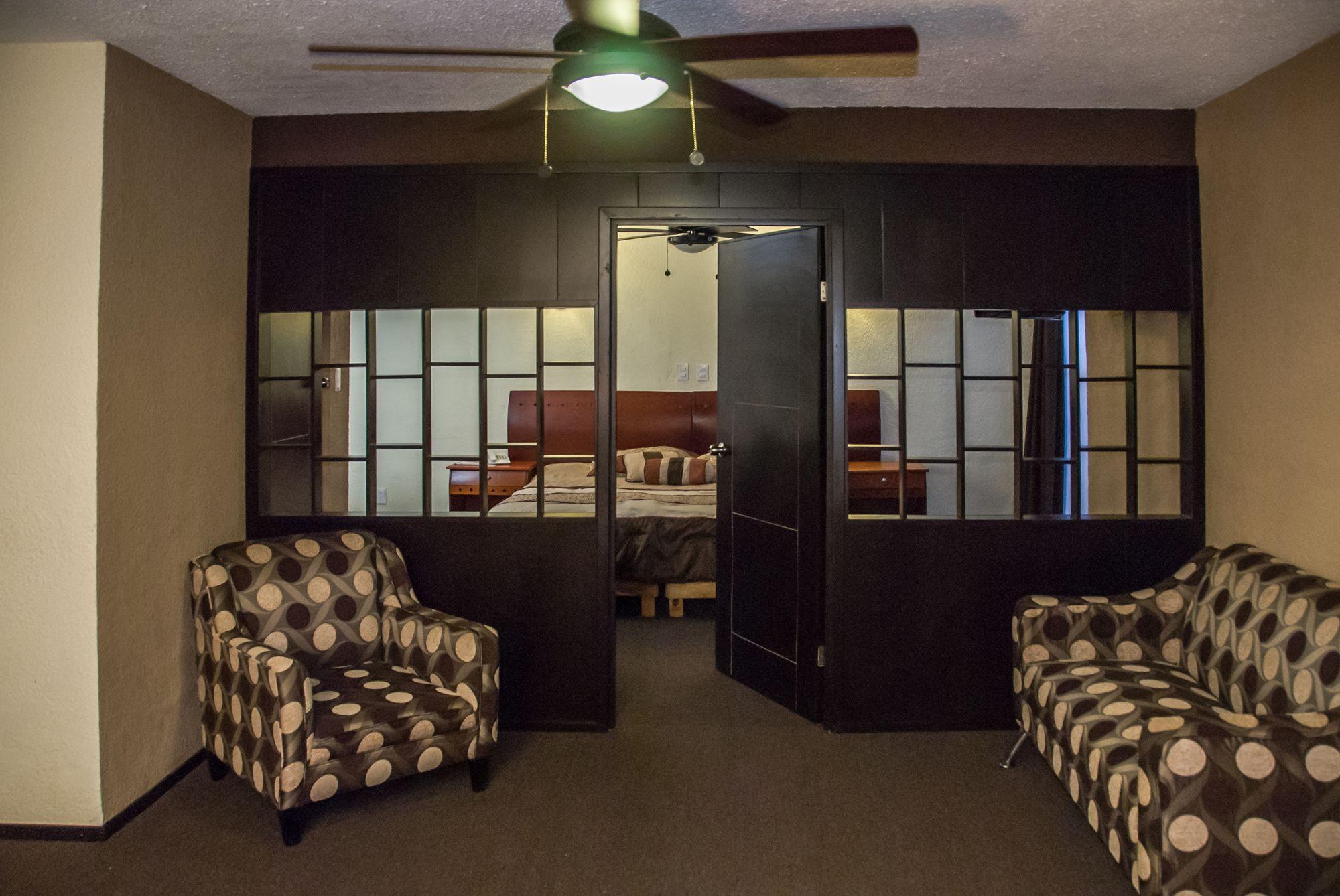 Hotel Rincon Real Suites Durango Buitenkant foto