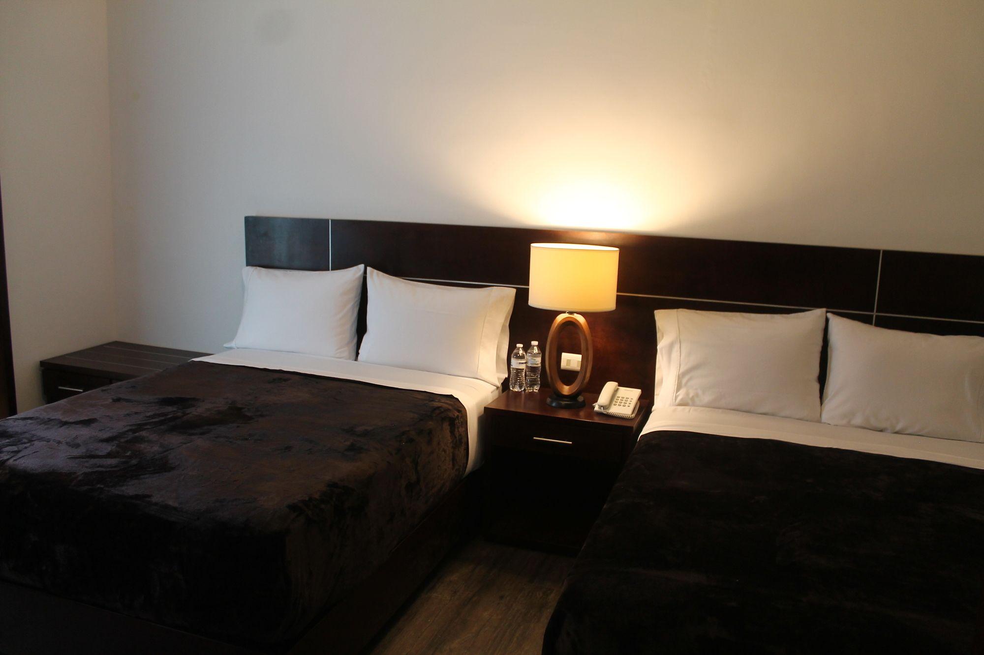 Hotel Rincon Real Suites Durango Buitenkant foto