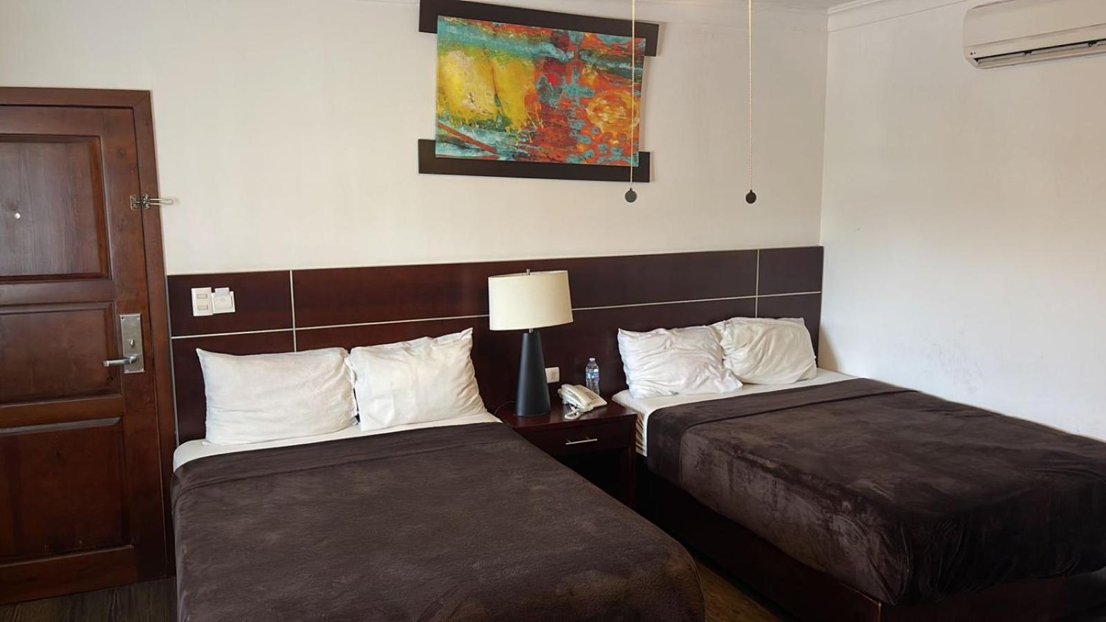 Hotel Rincon Real Suites Durango Buitenkant foto