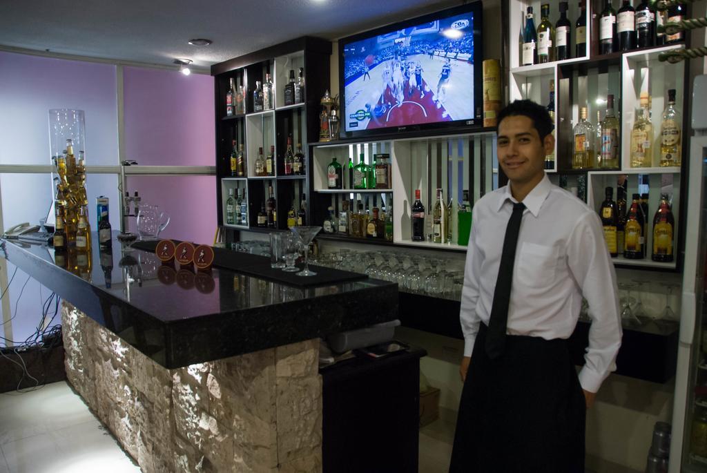 Hotel Rincon Real Suites Durango Buitenkant foto
