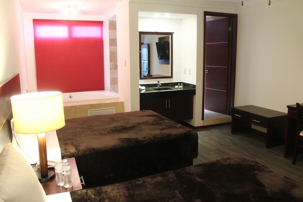 Hotel Rincon Real Suites Durango Buitenkant foto